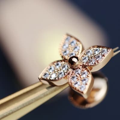 Louis Vuitton Idylle Blossom earrings — 9
