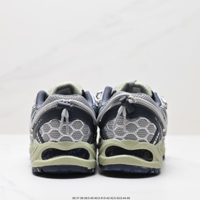 ASICS Gel-Kahana TR V2 — 21