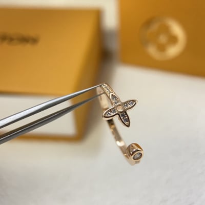 Louis Vuitton Ring — 4