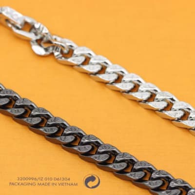 Louis Vuitton stainless steel curb chain Necklace — 6