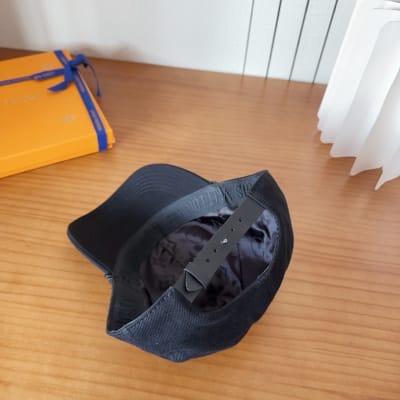 Louis Vuitton Hat — 9