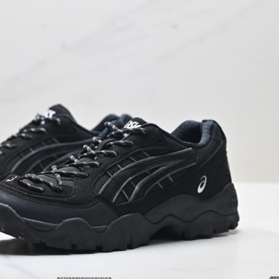 ASICS GEL-Pickax — 18