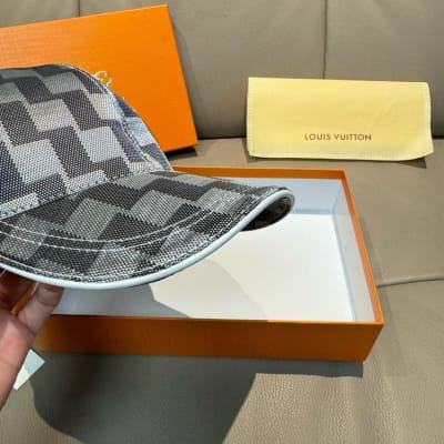 Louis Vuitton Hat — 6
