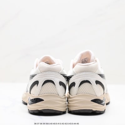 ASICS Gel-Flux CN — 4