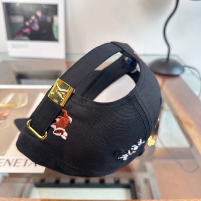 Louis Vuitton Hat — 9