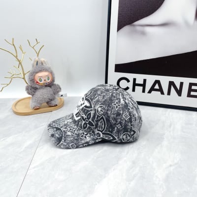 Louis Vuitton Hat — 4