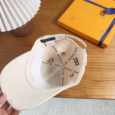 Louis Vuitton Hat — 8