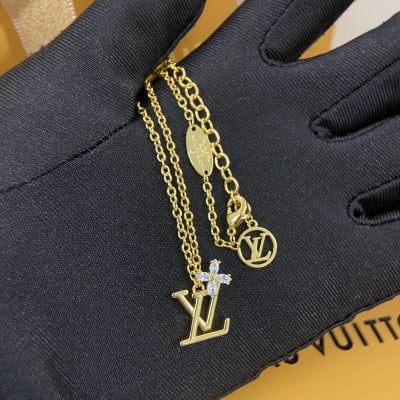 Louis Vuitton Necklace — 6