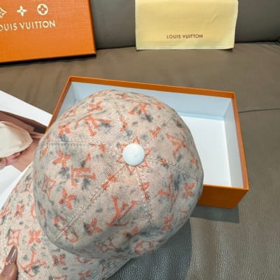 Louis Vuitton Hat — 6
