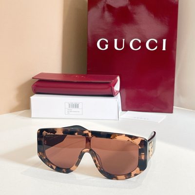 Gucci Sunglasses — 8
