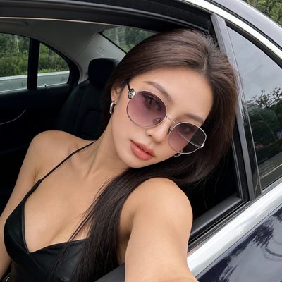Gucci Sunglasses — 9
