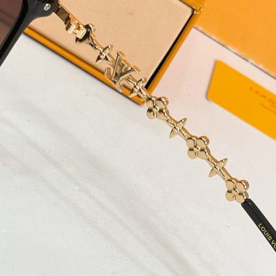 LV Sunglasses — 6