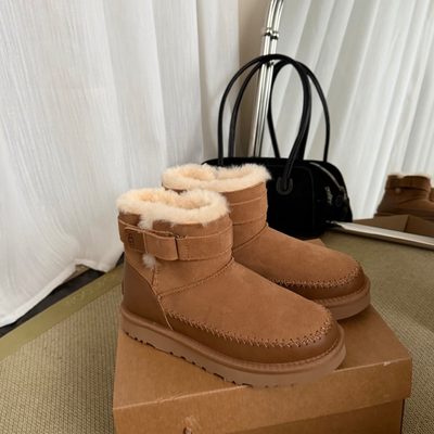 UGG Classic RetroChic Strap Boots — 6