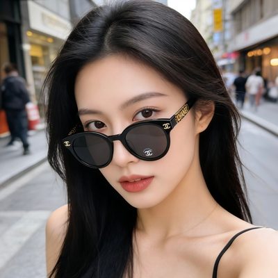 Chanel Sunglasses — 4