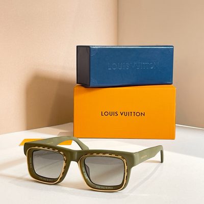LV Sunglasses — 4