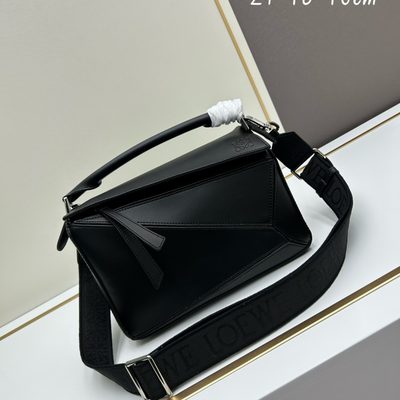 Loewe Bag — 9
