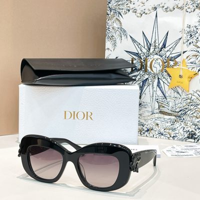 LV Sunglasses — 6