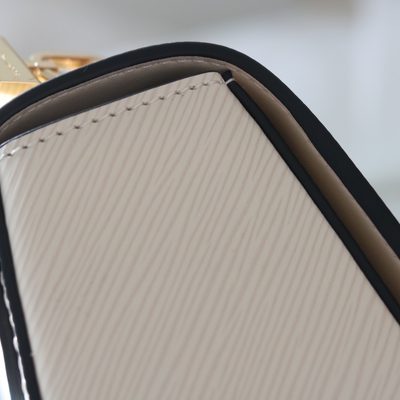 Louis Vuitton Bag — 6