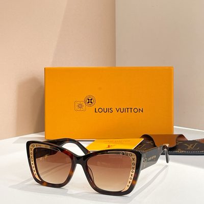 LV Sunglasses — 6