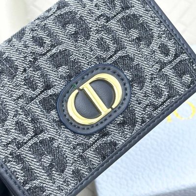 Accessories — 4