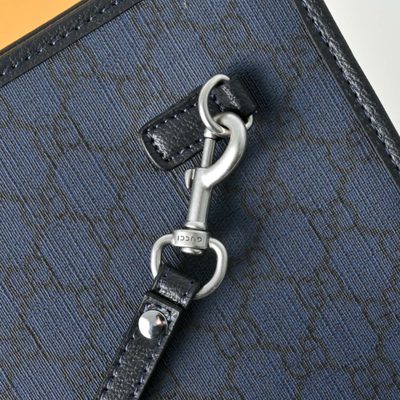 Gucci GG Supreme pouch — 6