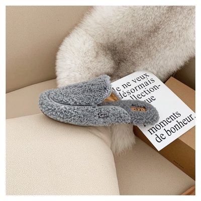 UGG slip-on slippers — 3