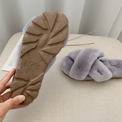 UGG Fuzzette slippers — 6