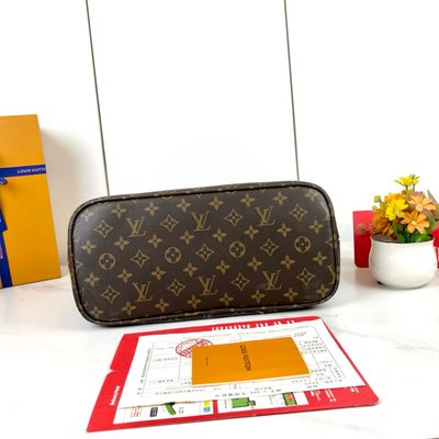 Louis Vuitton Bag — 5