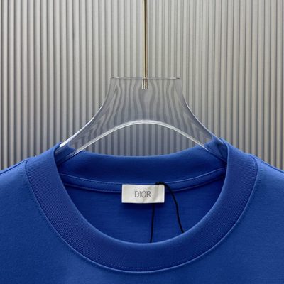 T-Shirt — 4
