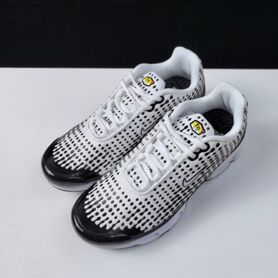 Nike Air Max Plus trainers — 6