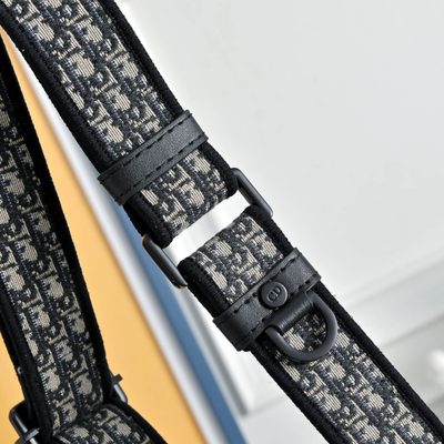 Dior messenger bag — 6