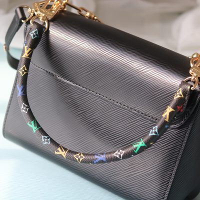 Louis Vuitton Bag — 6