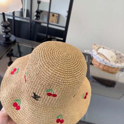 LV bucket hat — 8