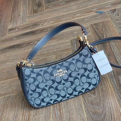 Coach Bag — 4