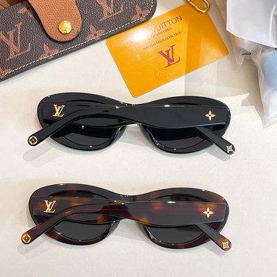 LV Sunglasses — 9