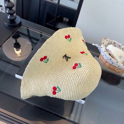 LV bucket hat — 5