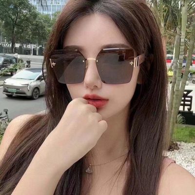 LV Sunglasses — 8