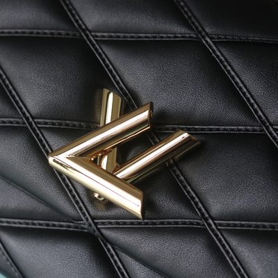 Louis Vuitton Bag — 6