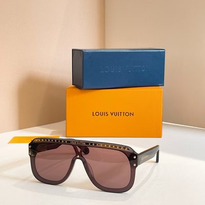LV Sunglasses — 4
