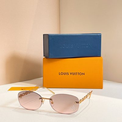 LV Sunglasses — 6