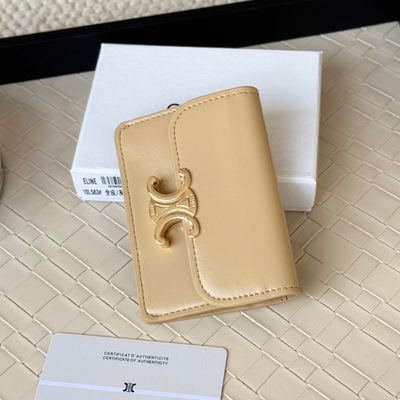 Accessories — 3