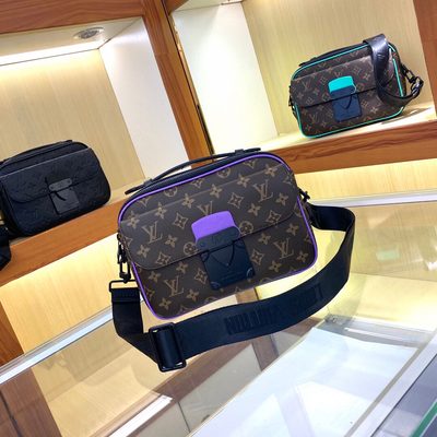 Louis Vuitton Bag — 4