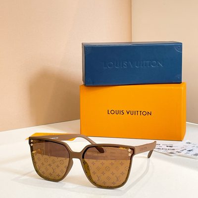 LV Sunglasses — 5