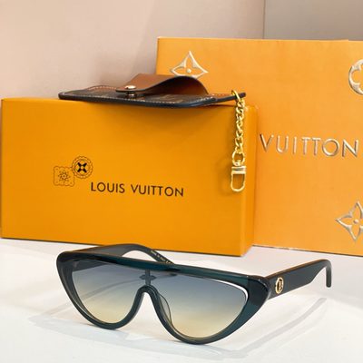 LV Sunglasses — 6