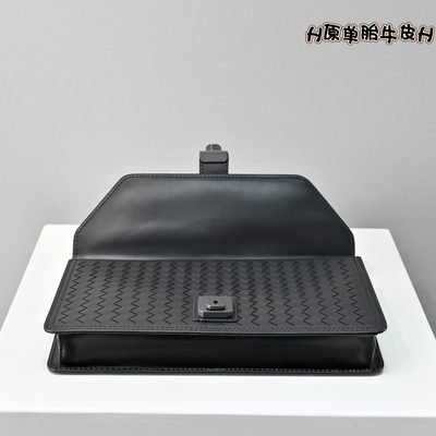 Bottega Veneta clutch bag — 7