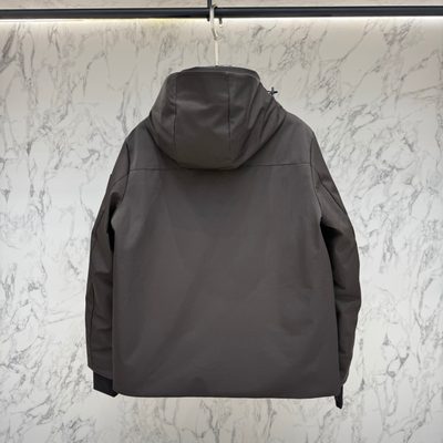 Burberry hooded utility jacket with four front patch pockets — 3