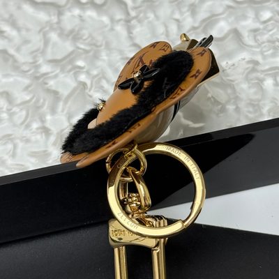 Accessories — 5