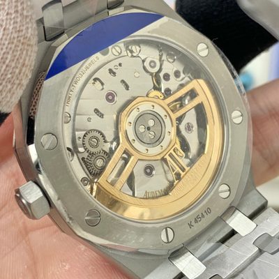 AP Watch — 4