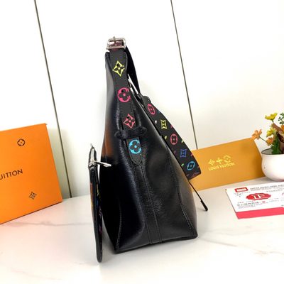 Louis Vuitton Bag — 7