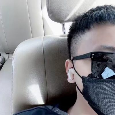 LV Sunglasses — 4
